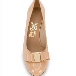 Salvatore Ferragamo Vara heels in Beige